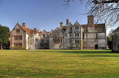 Tudor architecture